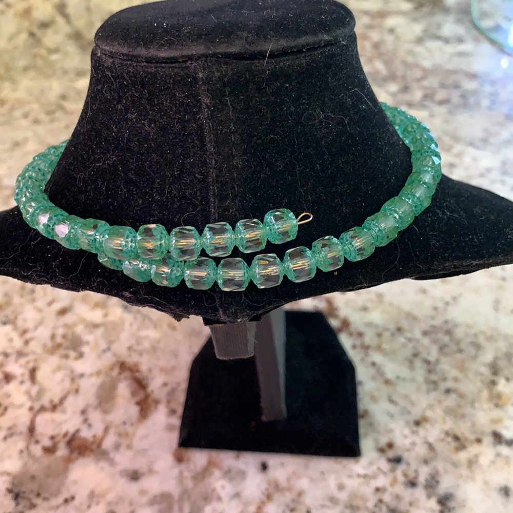 Color Changing Necklace - Picture 2 of 4